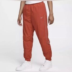 Nike Solo Swoosh Loose Track Pants Sportswear Dragon Red Men Sz XL FB8620-626
